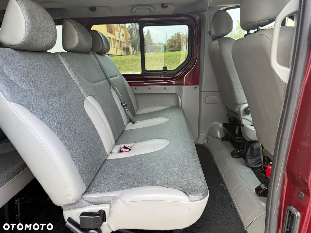 Renault Trafic 2.5 dCi L2H1 - 10