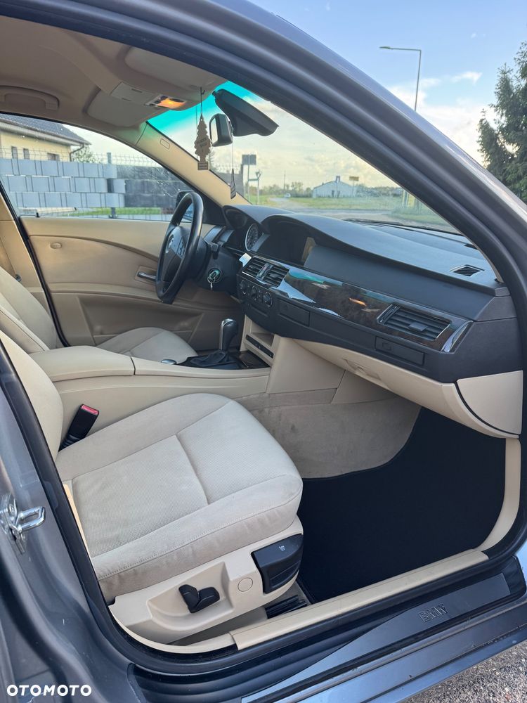 BMW Seria 5 - 24