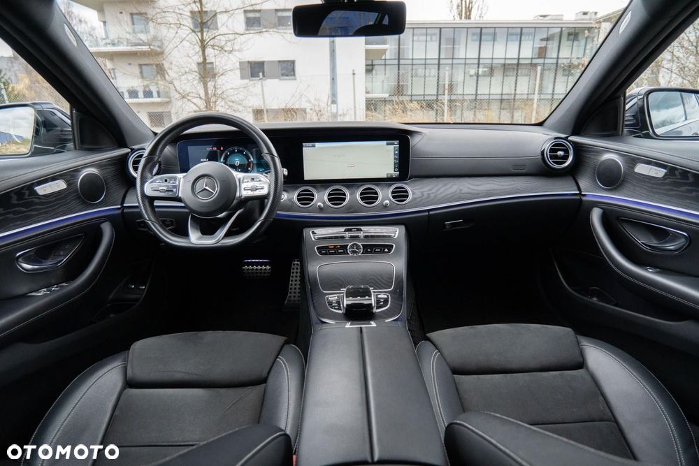 Mercedes-Benz Klasa E 220 d 4Matic 9G-TRONIC AMG Line - 11
