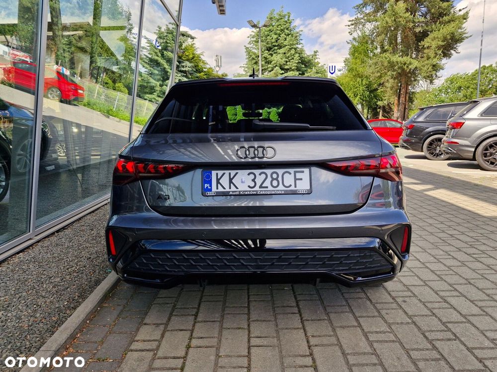 Audi A3 Sportback - 8