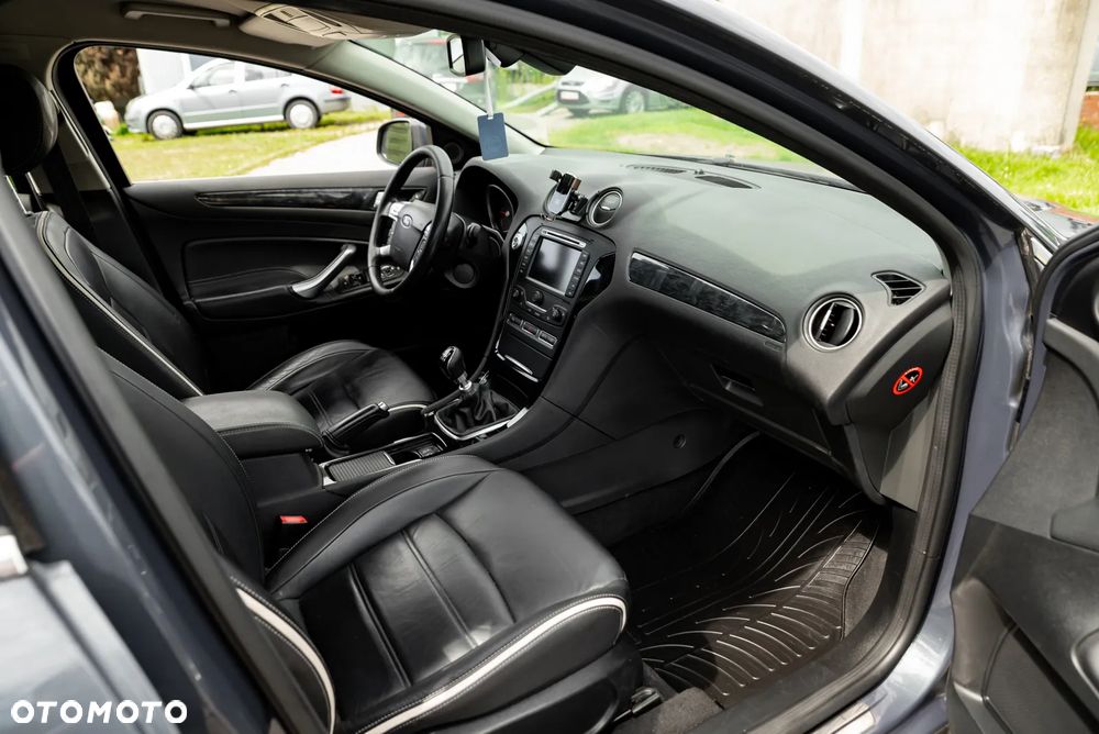 Ford Mondeo 2.0 TDCi ECOnetic Business Edition - 22