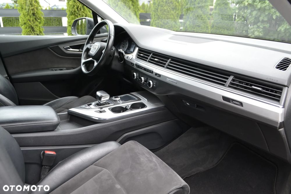 Audi Q7 - 37