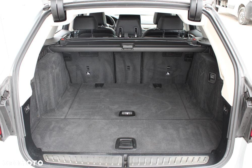 BMW Seria 5 - 35