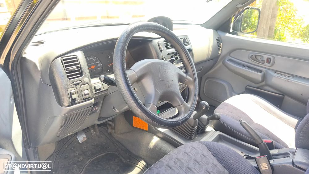 Mitsubishi L200 2.5 TD Strada CD - 9