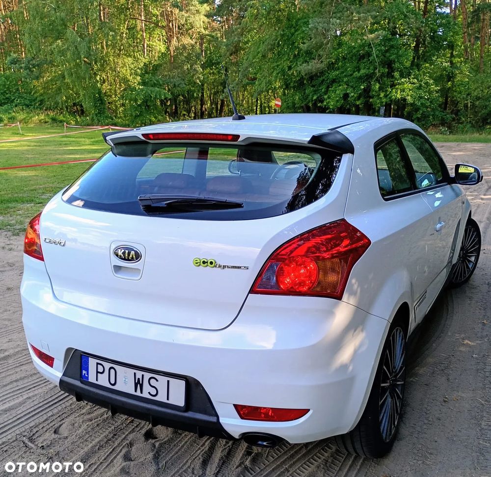 Kia ProCeed - 5