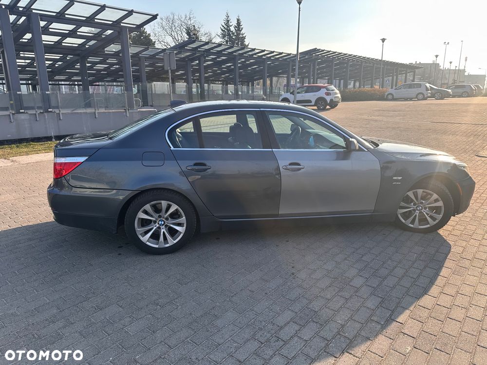 BMW Seria 5 535i xDrive - 4