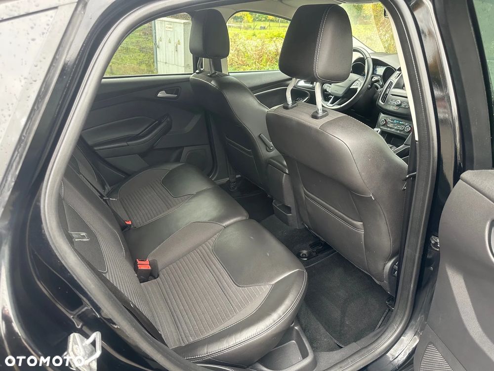 Ford Focus 1.6 EcoBoost Start-Stopp-System Titanium - 10