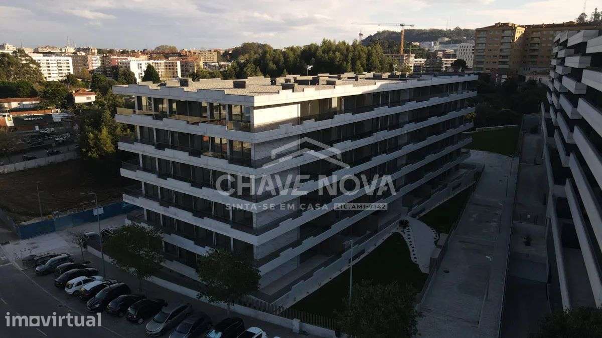 Apartamento T3 c/ 2 Lugares de Garagem em Mafamude (El Corte Inglés) - Grande imagem: 3/35