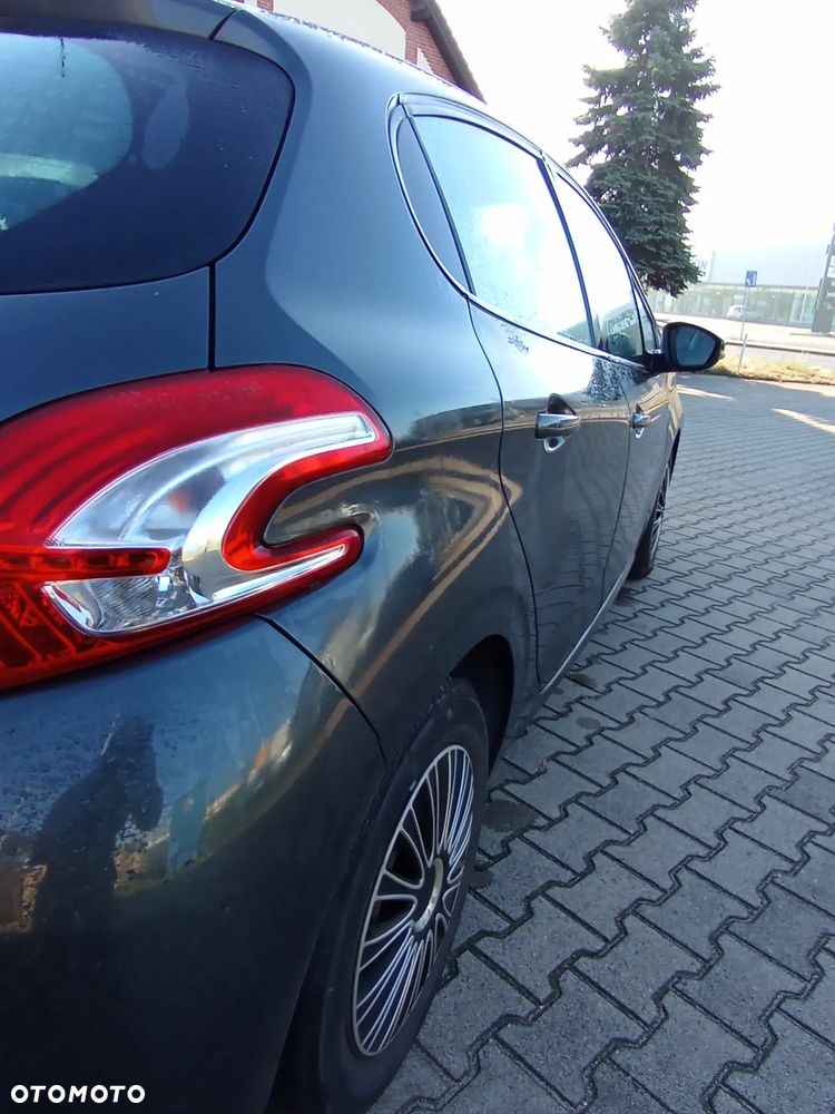 Peugeot 208 1.2 VTi Active - 11
