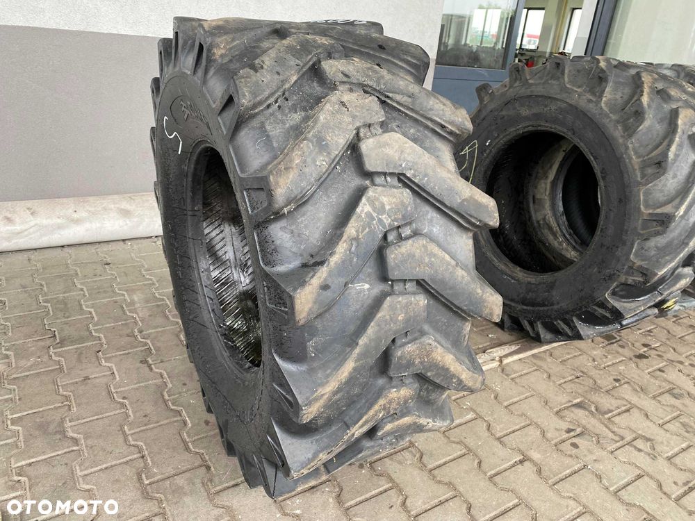 Opona 18-22.5, 445/65-22.5 CAMSO TRACTIONMASTER 4L-R4 / 75% Bieżnika - 1