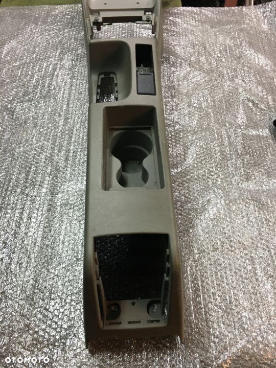 TUNEL ŚRODKOWY AUDI A3 8P 8P1863244 - 1