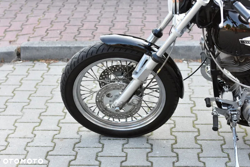 Harley-Davidson Super Glide - 23