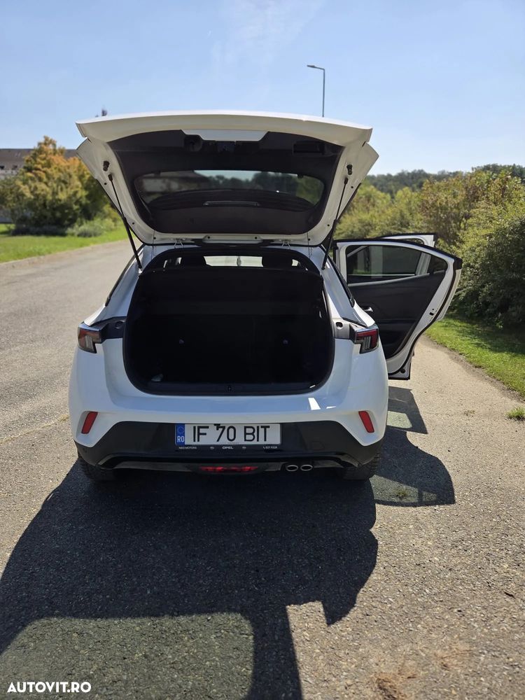 Opel Mokka 1.2 136 e-DCT MHEV GS - 8
