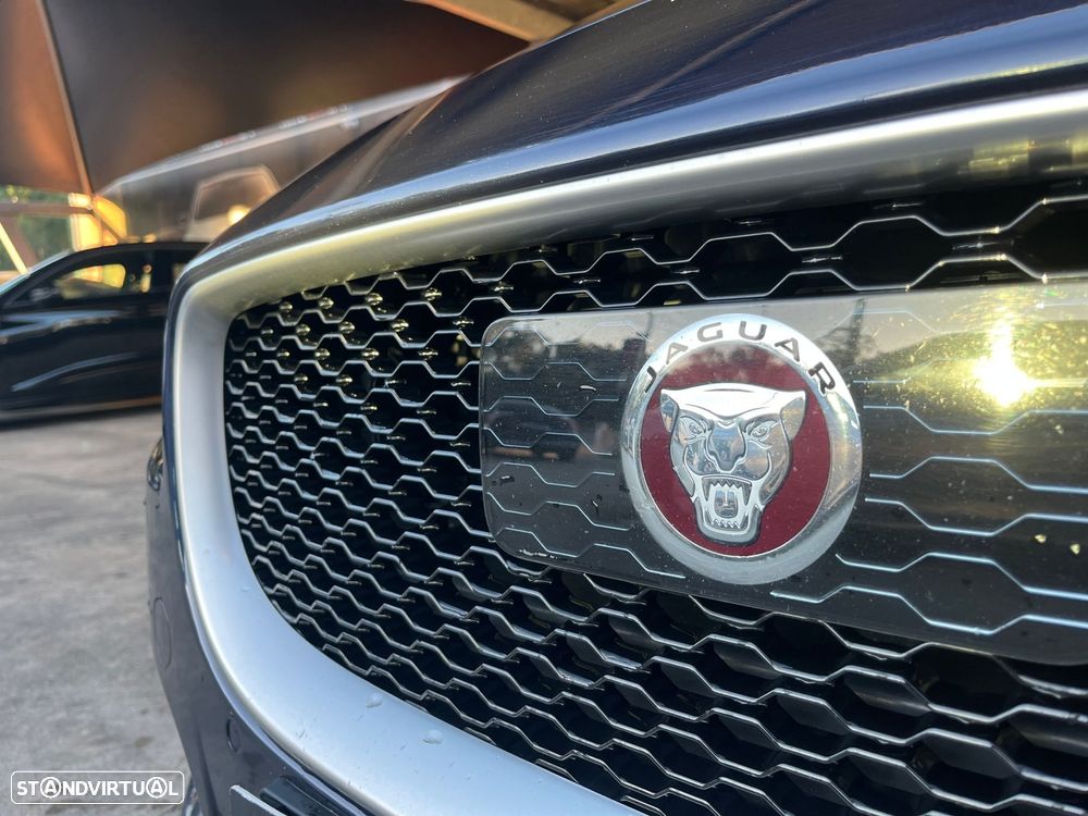 Jaguar XE 2.0 D R-Sport Aut. - 15
