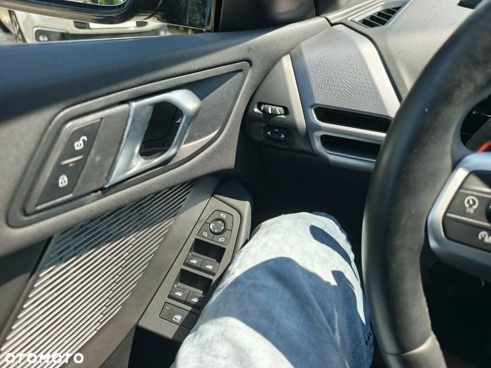 BMW Seria 2 - 27