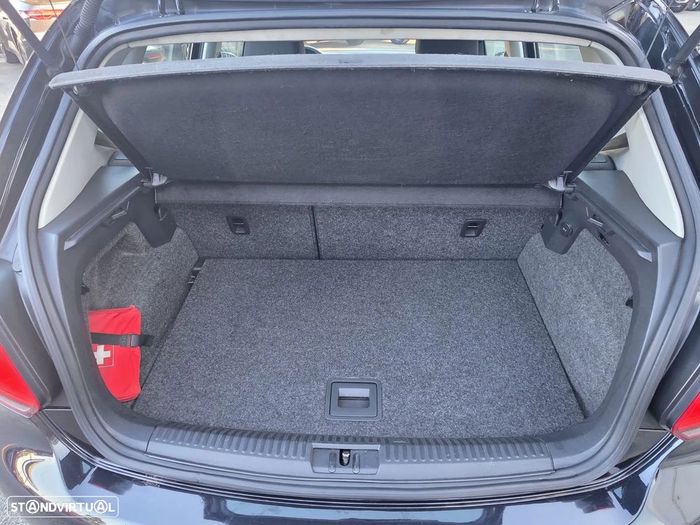 VW Polo 1.6 TDI Trendline Pack BlueMotion - 17
