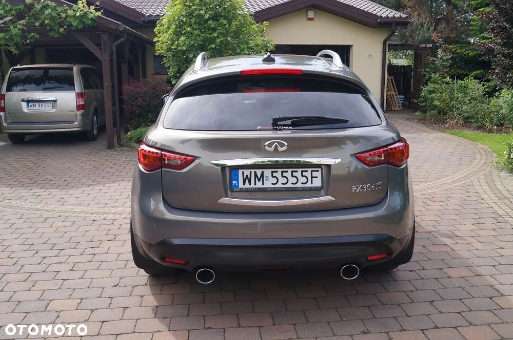 Infiniti FX FX30d S Premium - 17