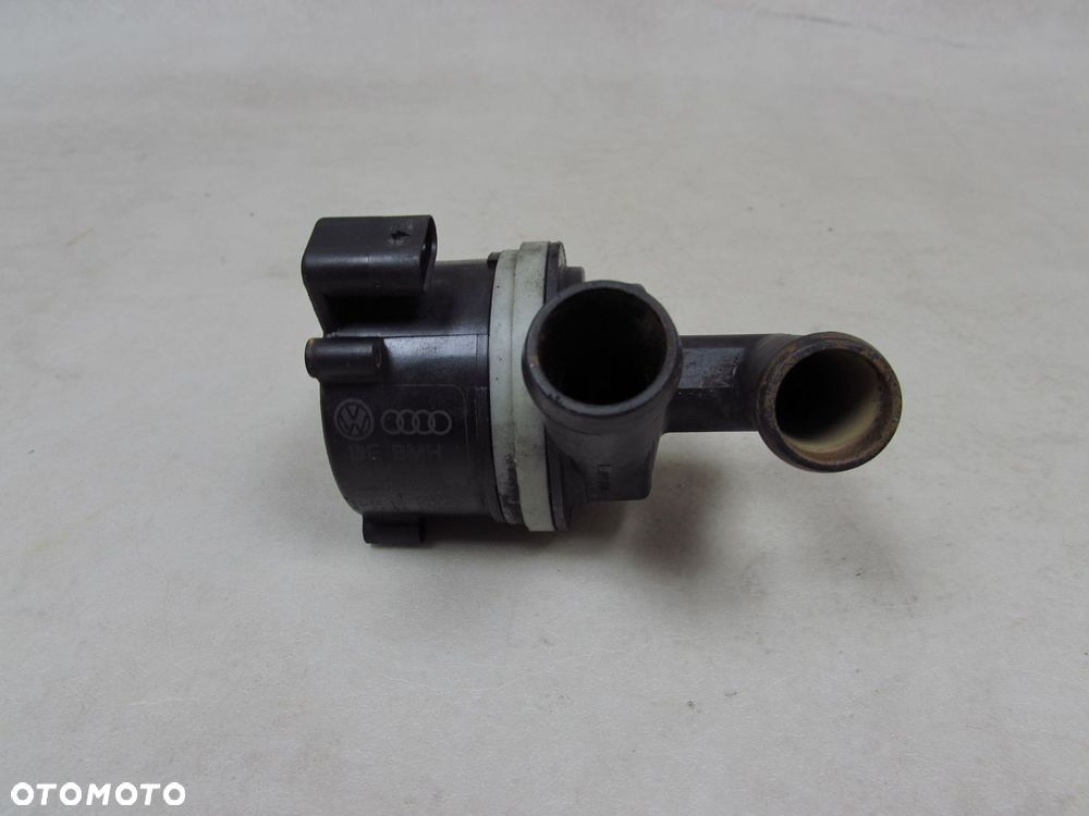 VW PASSAT B7 TIGUAN AUDI SKODA 2.0 TDI 07-16 POMPA OBIEGU WODY ELEKTRYCZNA 5N0965561A - 1