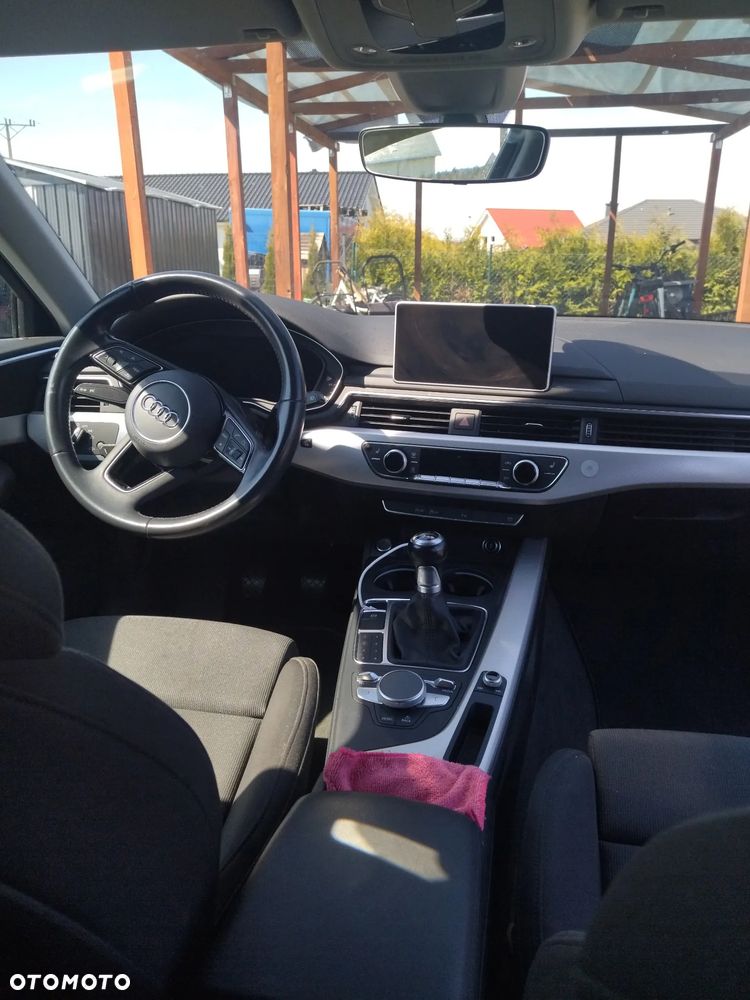 Audi A4 Avant 2.0 TDI Sport - 4