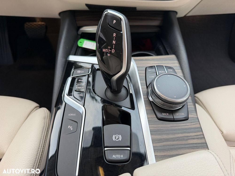 BMW Seria 5 530e AT PHEV - 12