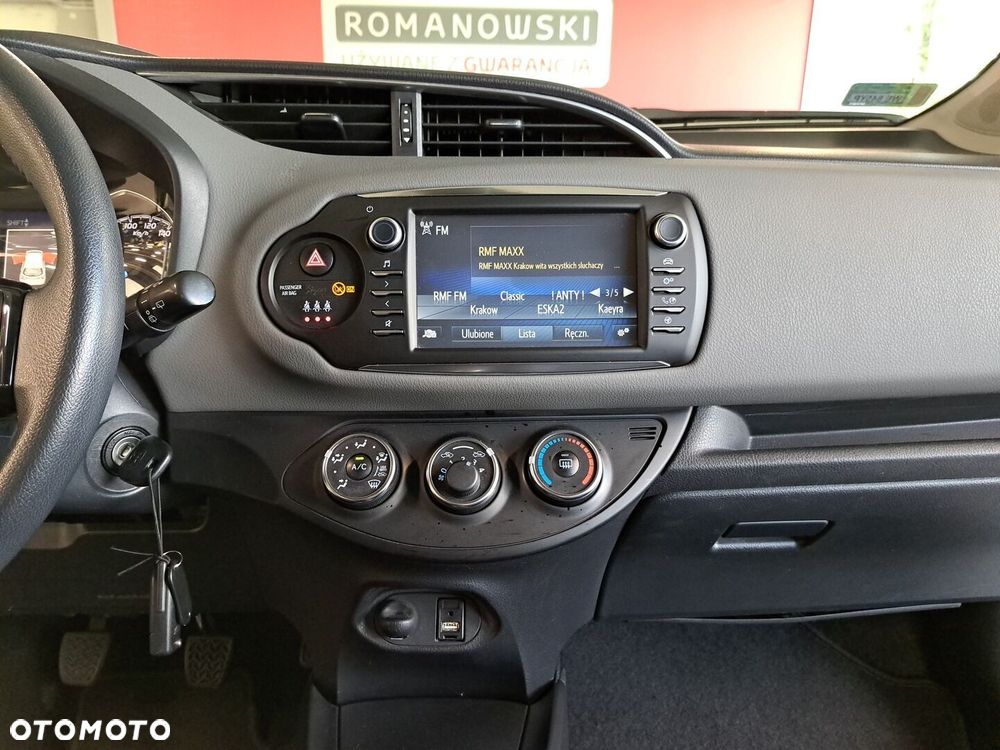 Toyota Yaris 1.5 Premium - 21