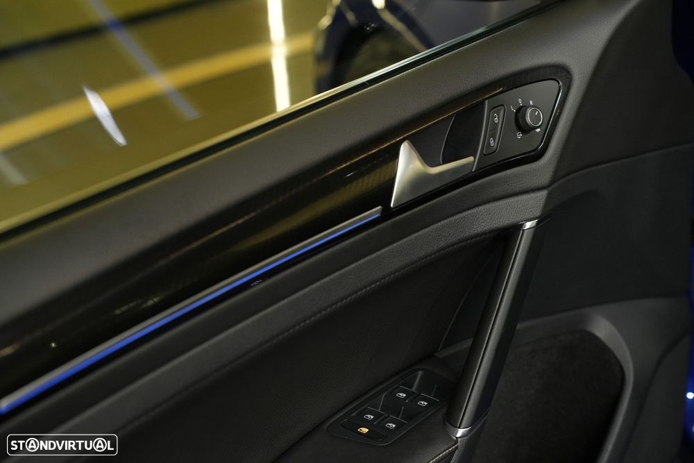 VW Golf 2.0 TSi R DSG - 24