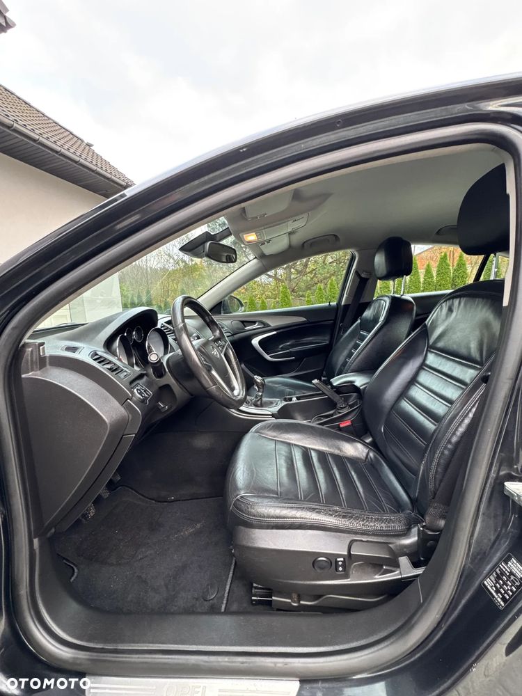 Opel Insignia - 18