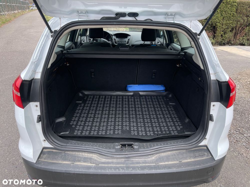 Ford Focus 1.5 TDCi DPF Start-Stopp-System Business - 8