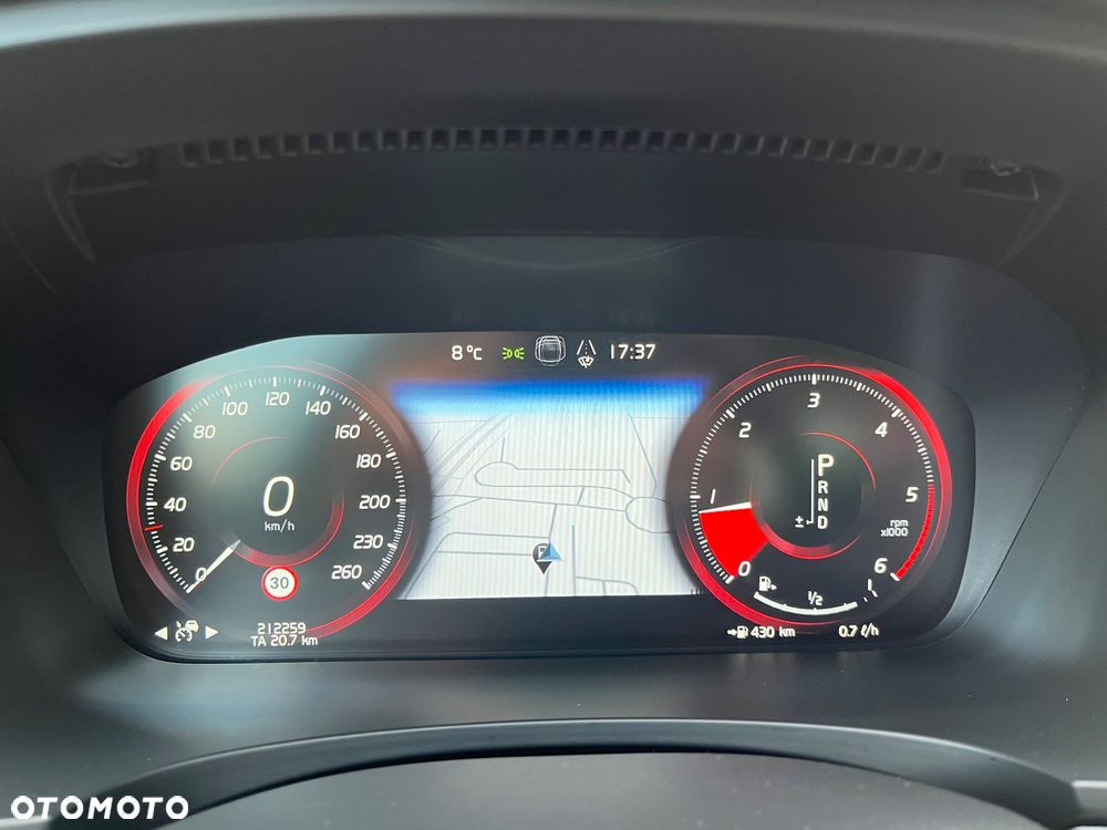 Volvo S90 D4 AWD Geartronic Momentum - 33