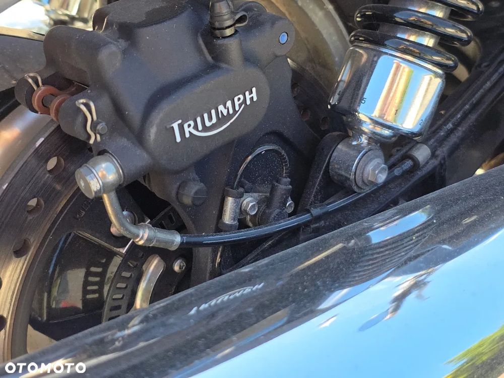 Triumph Rocket - 18