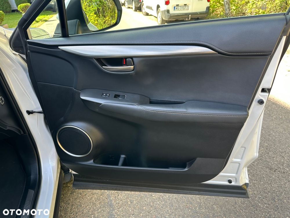 Lexus NX - 30