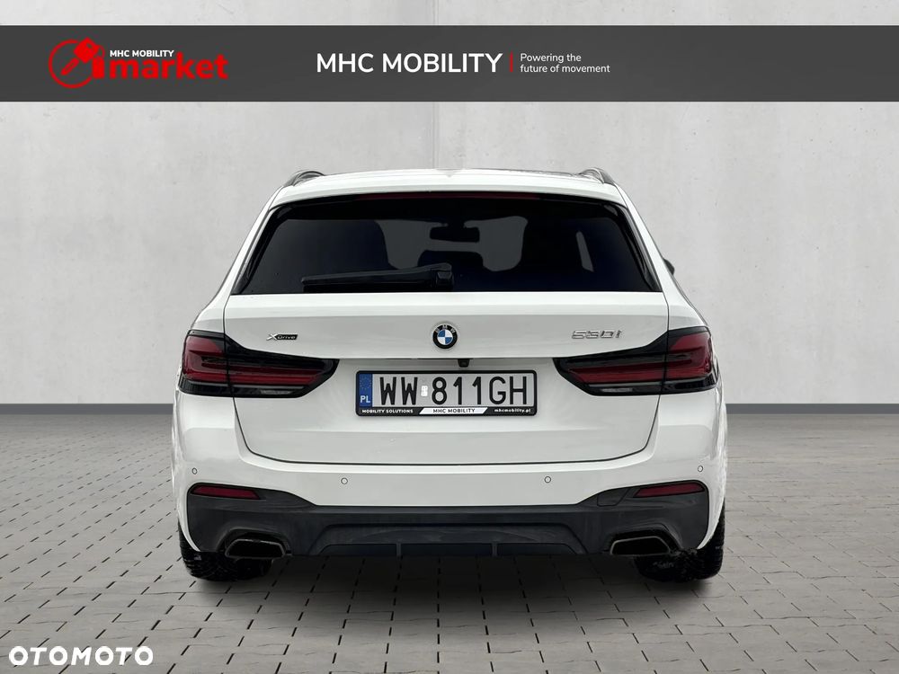 BMW Seria 5 530i xDrive mHEV M Sport sport - 5