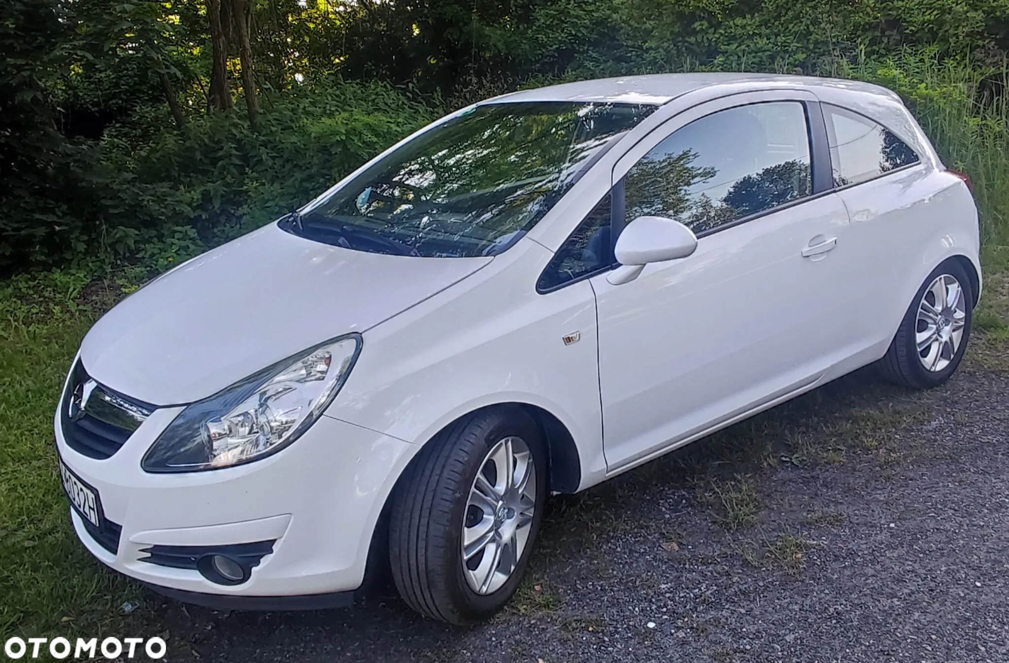 Opel Corsa 1.2 16V Cosmo - 3