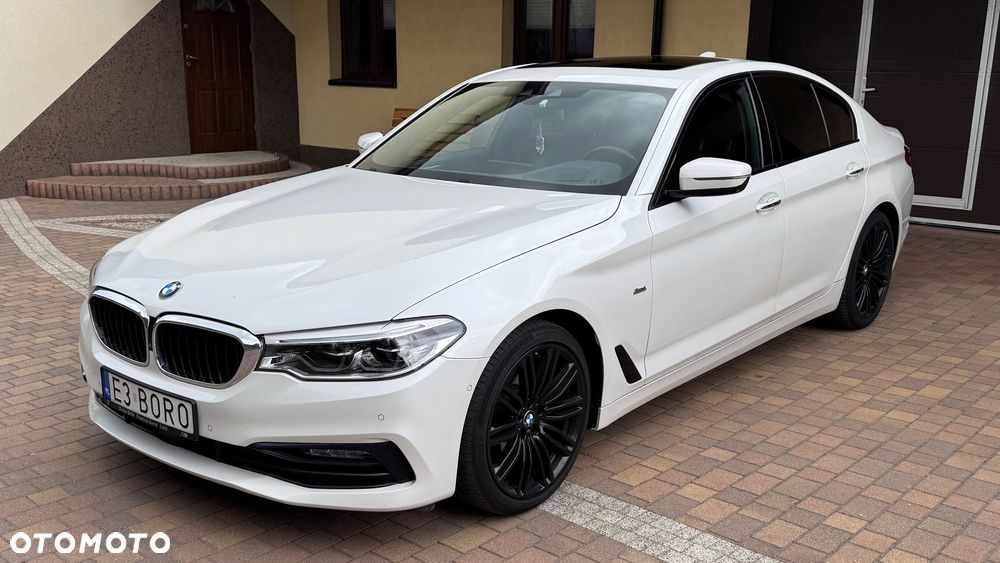 BMW Seria 5 520d Sport Line - 1
