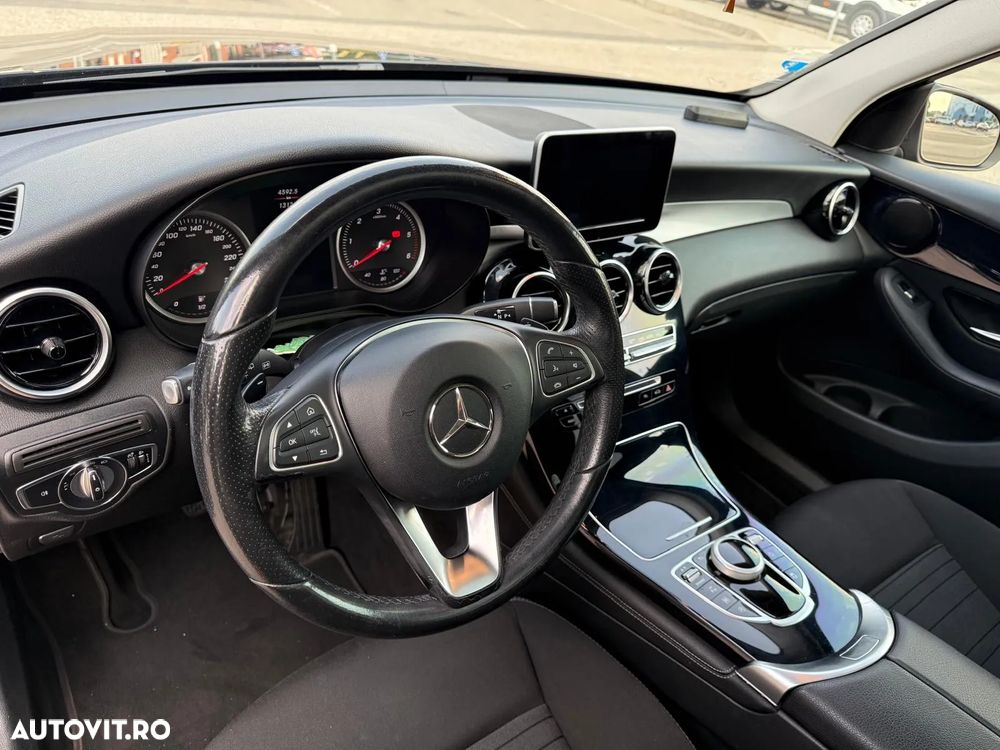 Mercedes-Benz GLC 220 d 4Matic 9G-TRONIC - 5