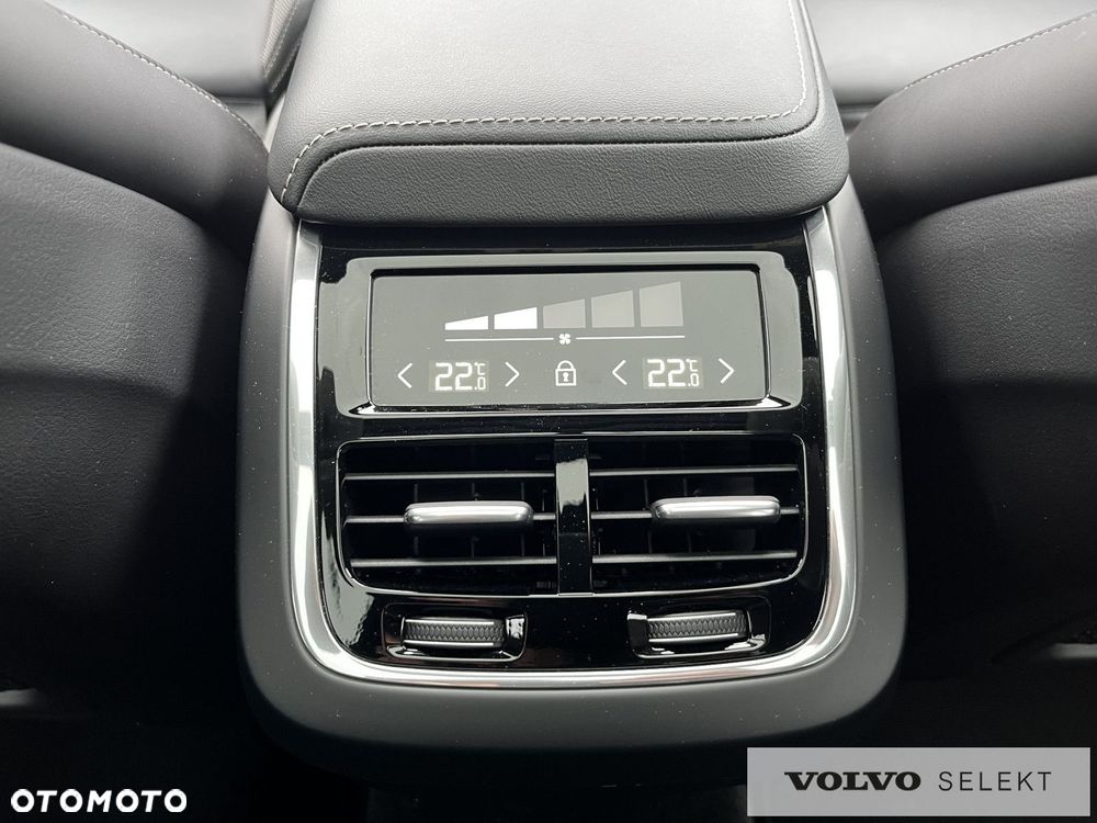 Volvo XC 60 - 33