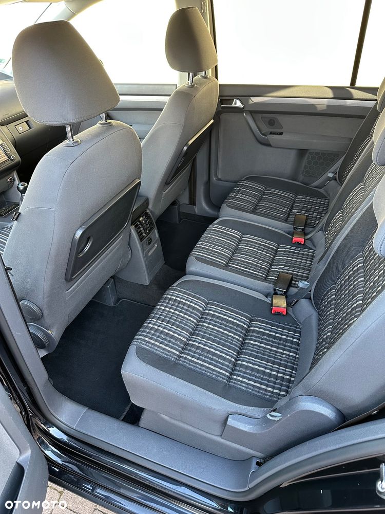 Volkswagen Touran 2.0 TDI DPF Cross - 8