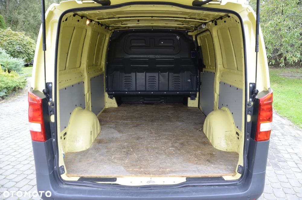 Mercedes-Benz Vito - 13