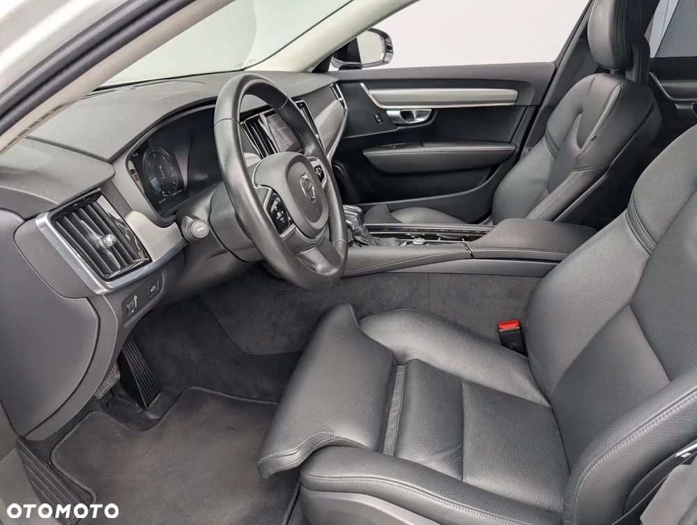 Volvo S90 - 5