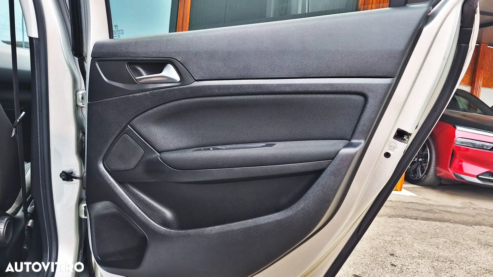 Peugeot 308 PureTech 110 Stop & Start Style - 21