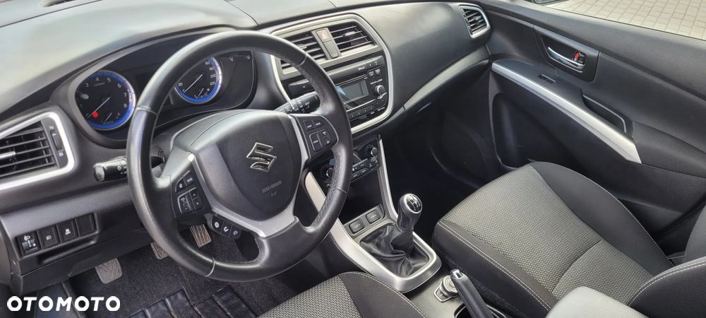 Suzuki SX4 S-Cross 1.6 Comfort - 11