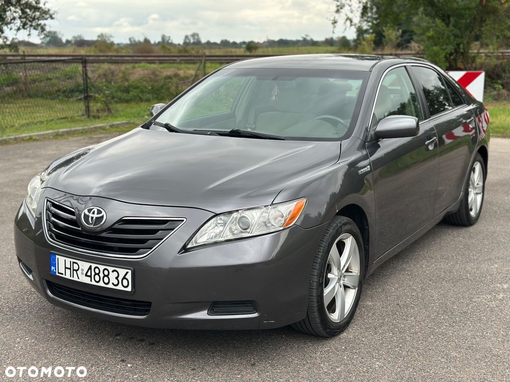 Toyota Camry ver-2-4-hybrid - 3