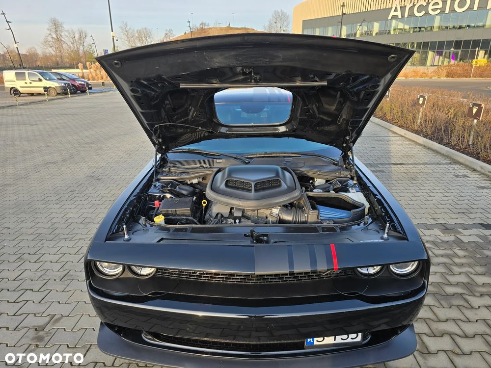 Dodge Challenger ver-6-4-scat-pack-widebody - 33