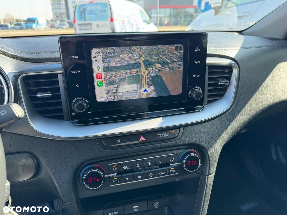 Kia Ceed 1.5 T-GDI M - 11