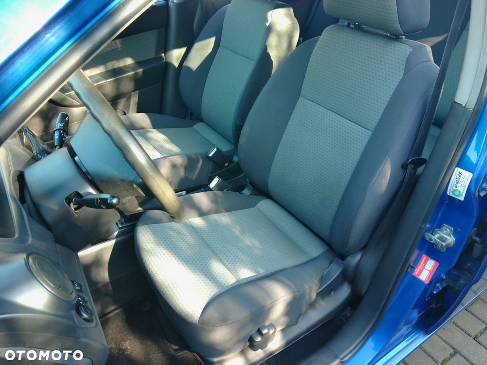 Chevrolet Aveo 1.2 16V Base / Classic - 14