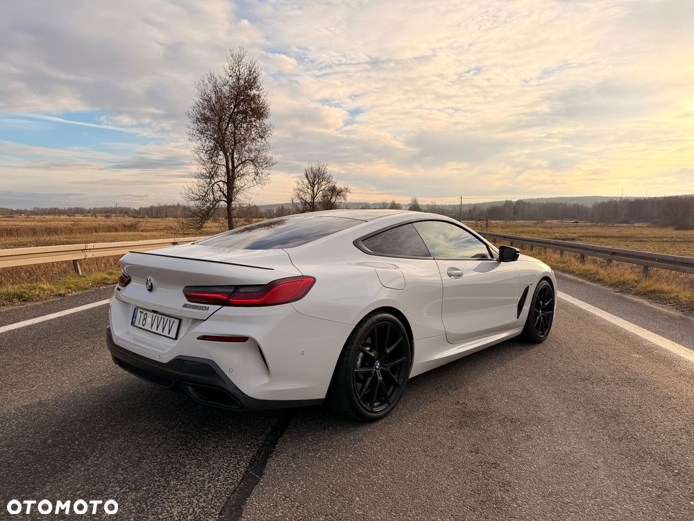 BMW Seria 8 - 3