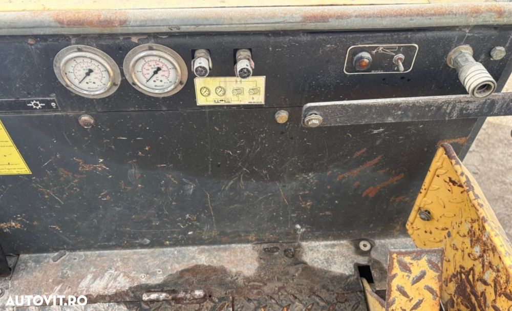 Dynapac F9-6W - 39