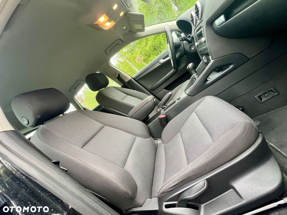Audi A3 Sportback 1.6 TDI Attraction - 23