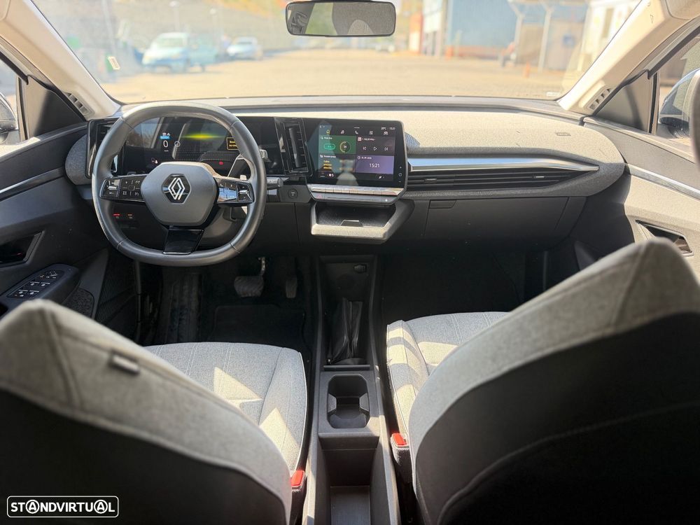 Renault Mégane E-Tech - 10