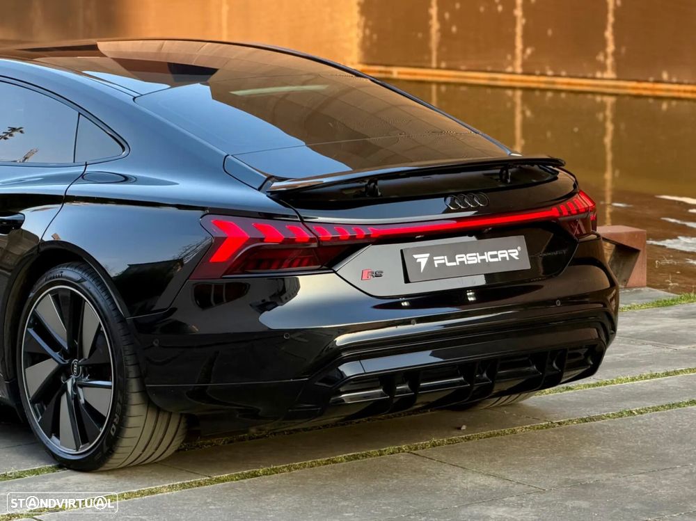 Audi e-tron GT quattro - 21